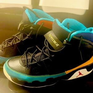 Boys Jordan 9 size 2